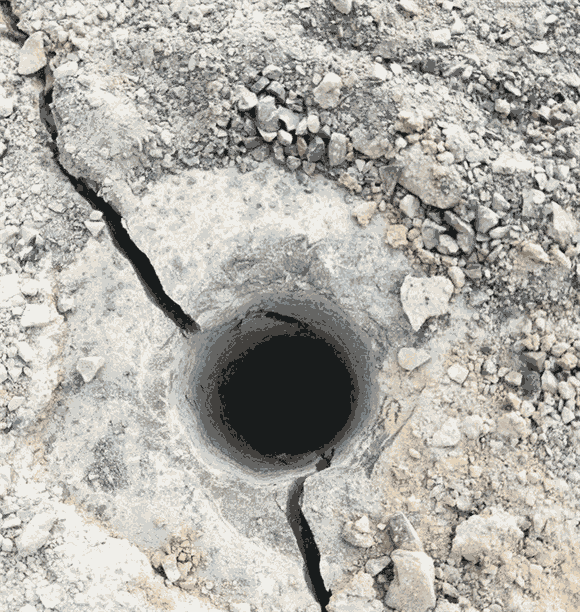 广西上海矿石***破碎劈裂机