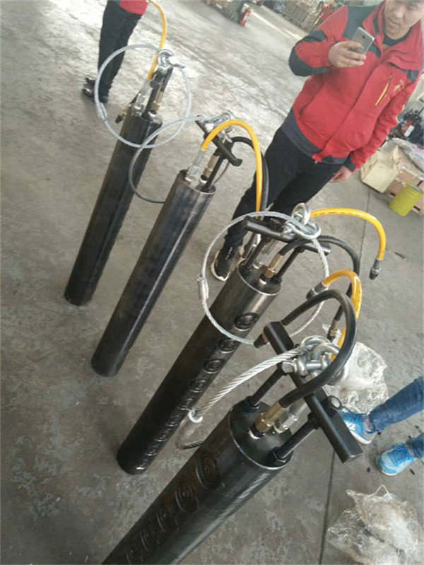 新界免放炮开采破石机器