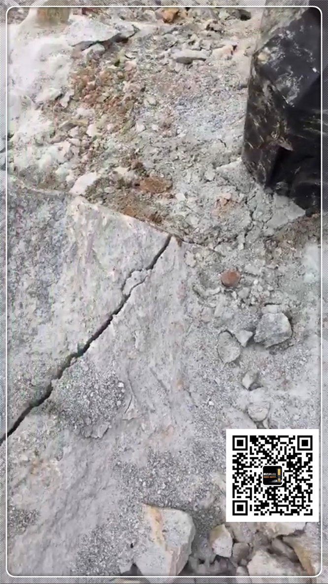 开石棒山体破坚硬石头破碎锤打不动的机器多少钱