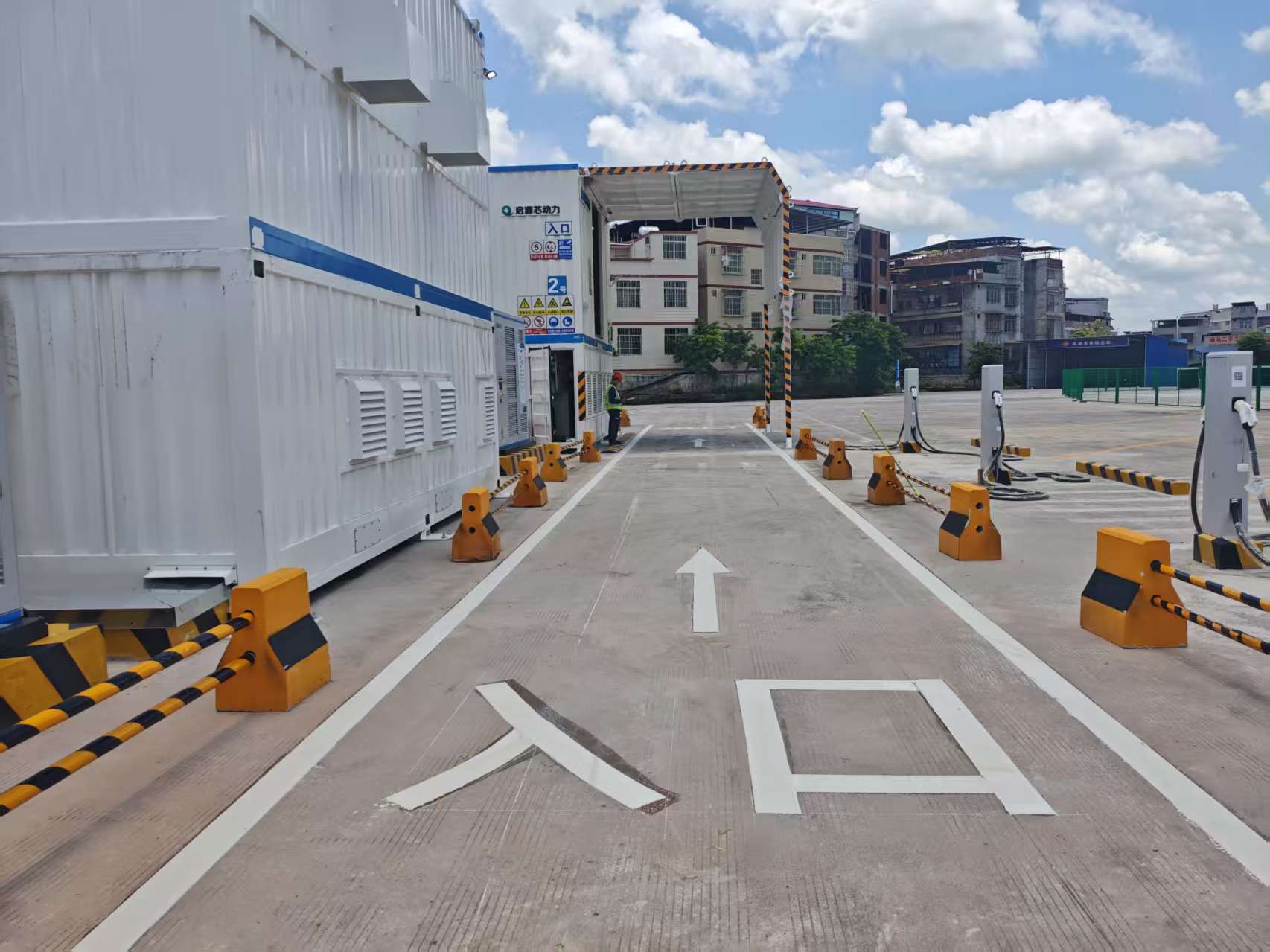 广西来宾合山汽车位人工划线队伍